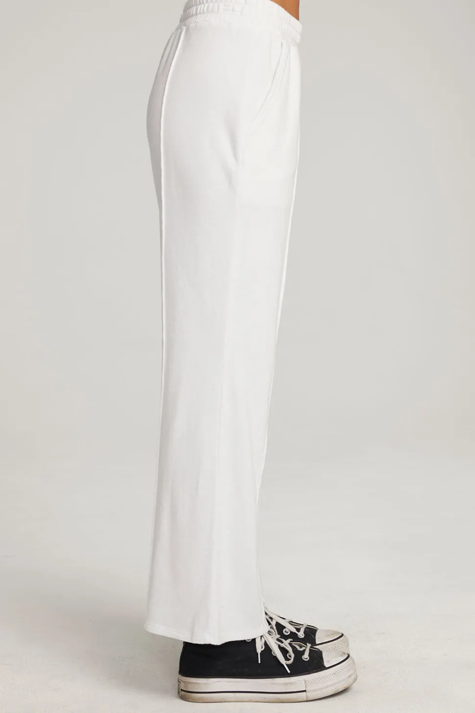 Chaser Brand Amarillo White Trousers Hot