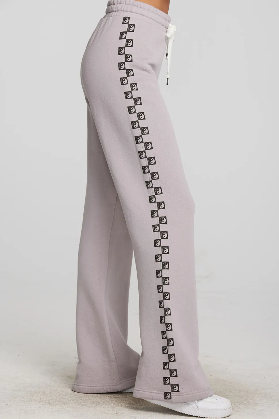 Chaser Brand Checkered Yin Yang Hearts Hot