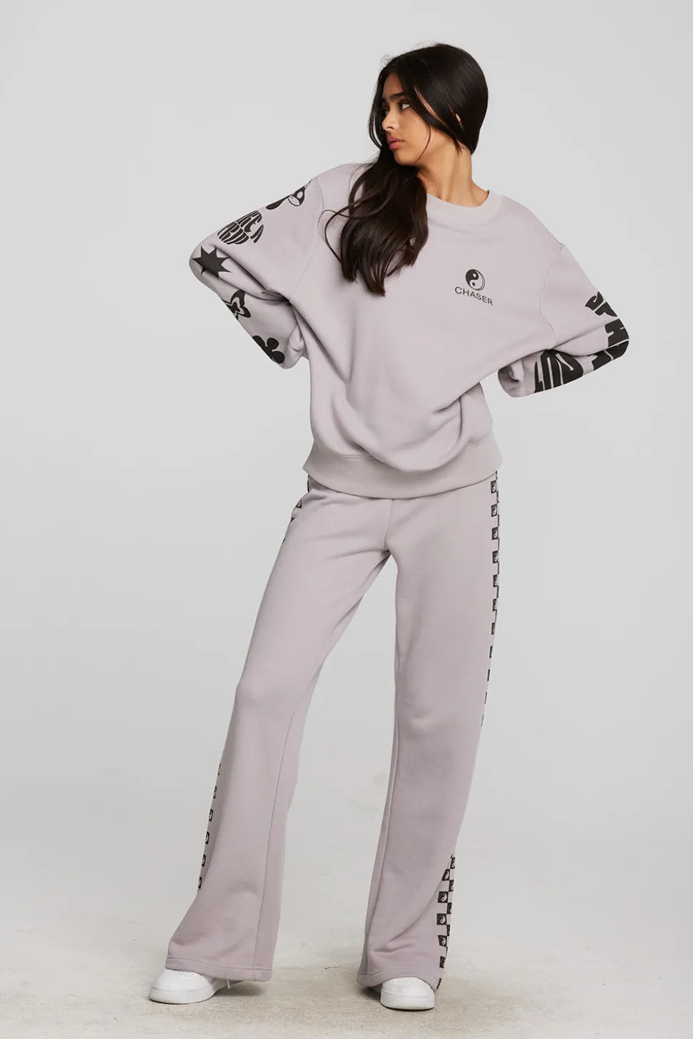 Chaser Brand Checkered Yin Yang Hearts Hot