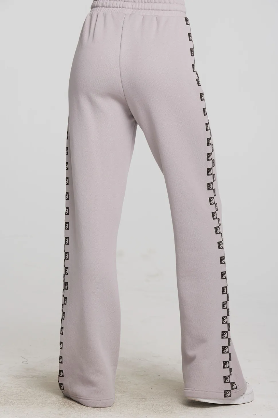 Chaser Brand Checkered Yin Yang Hearts Hot