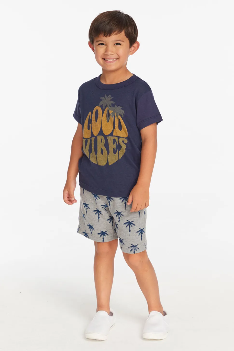 Chaser Brand Good Vibes Boys Tee New