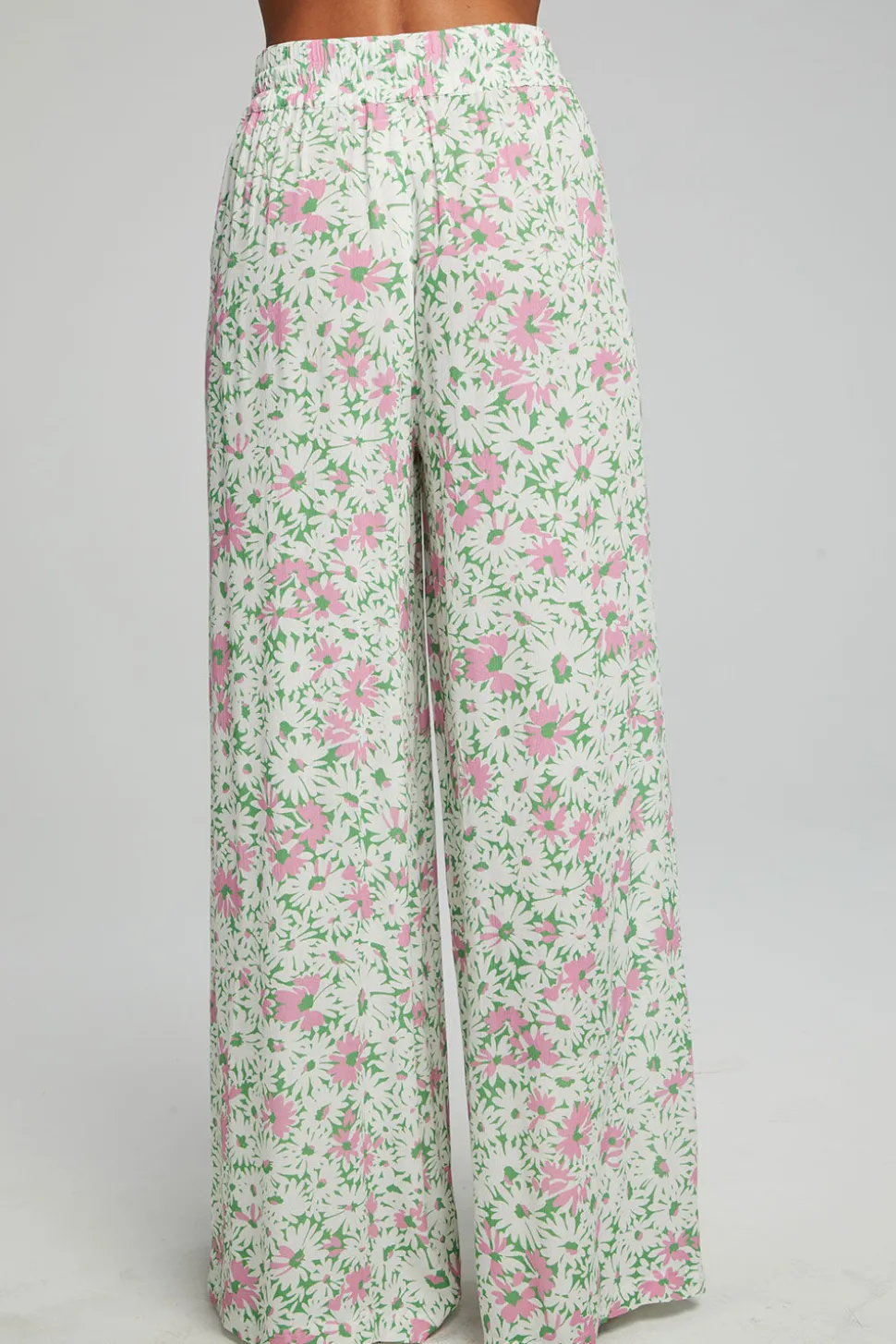 Chaser Brand Hudson Joggers - Grass Daisy Floral Cheap