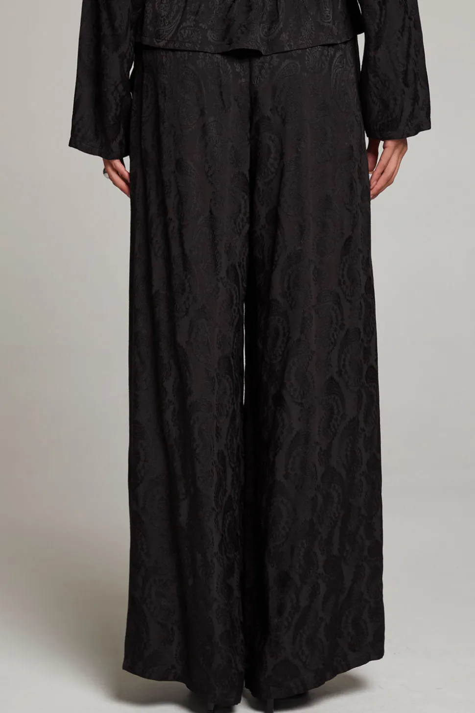 Chaser Brand Journey Licorice Pant Online