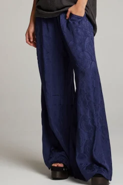 Chaser Brand Journey Sapphire Pant Fashion
