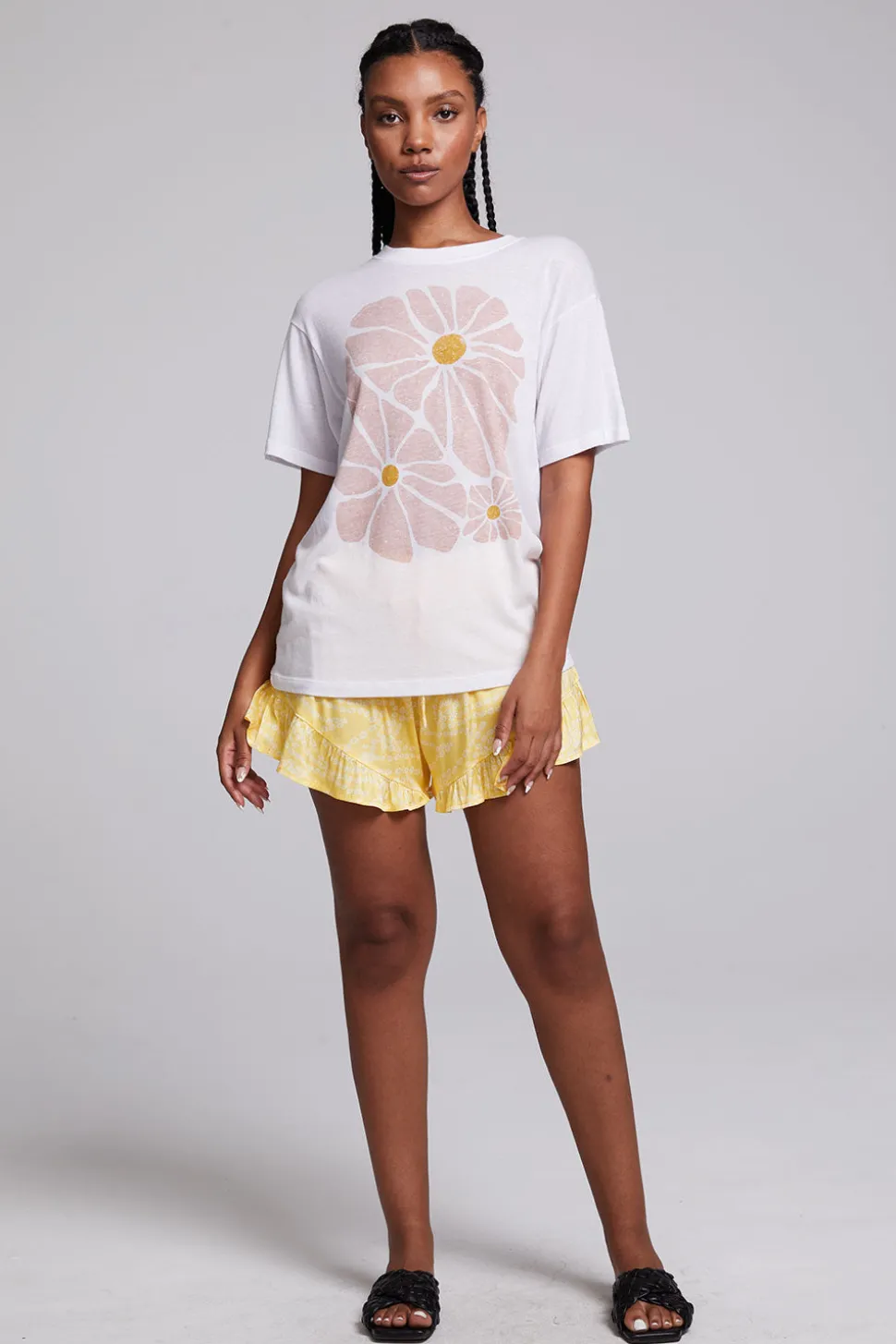 Chaser Brand Retro Flowers Tee Outlet