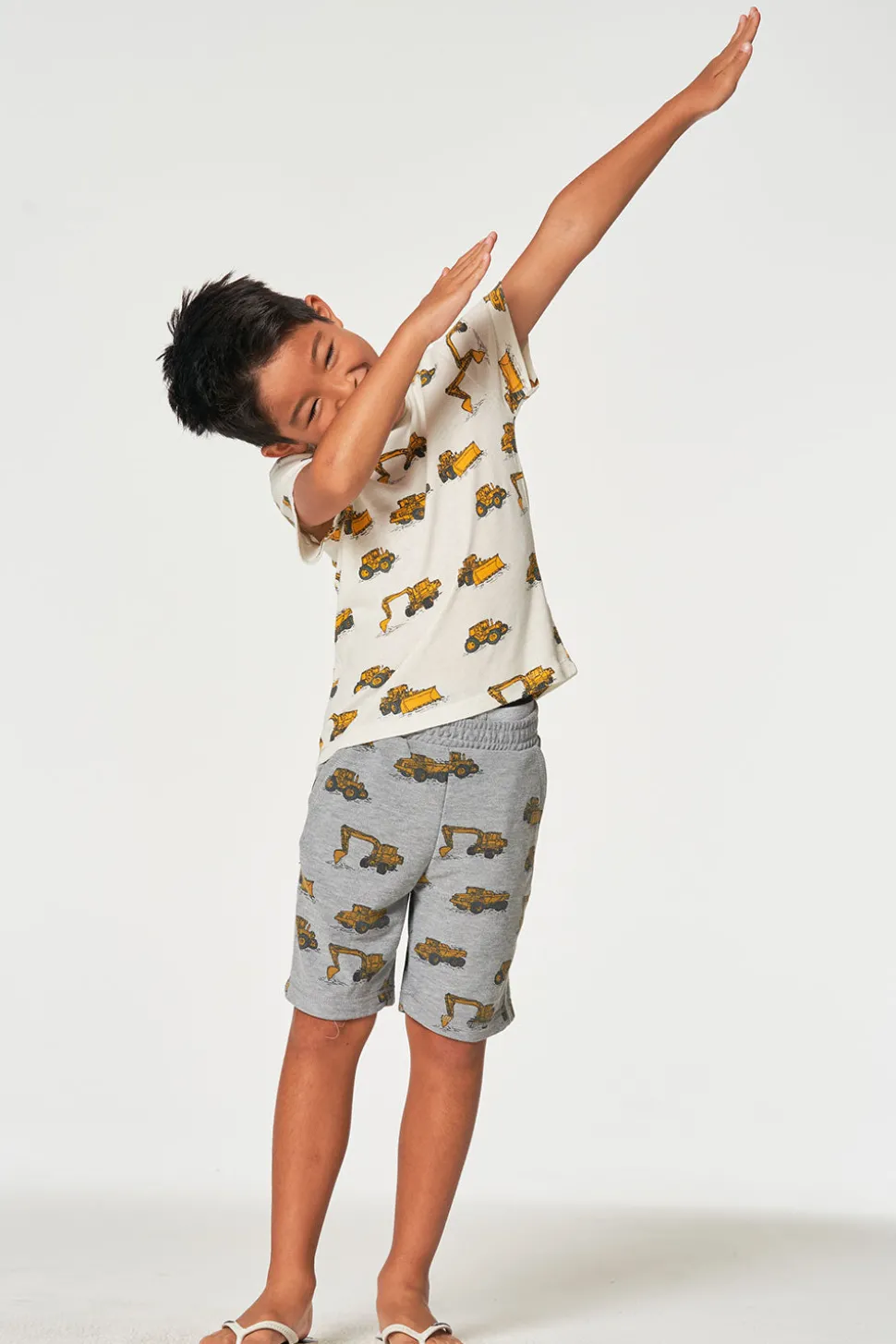 Chaser Brand Tractor Zones Shorts Online